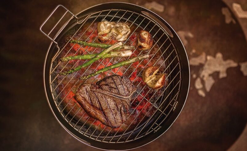 Asar es reunir: Tramontina celebra el ritual del asado con herramientas que honran la tradición