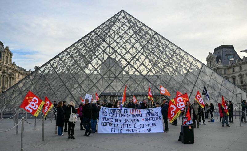 Louvre no abre sus puertas: huelga obliga al cierre del museo más visitado del mundo