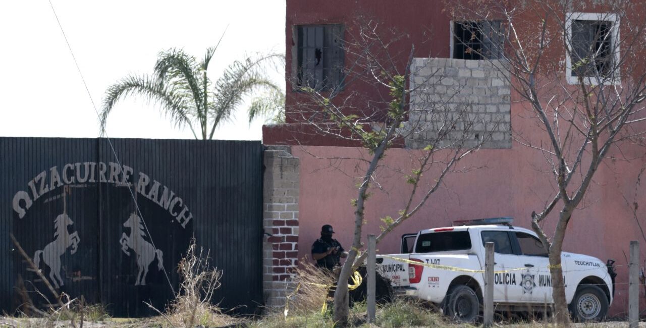 FGR acusa omisiones de autoridades de Jalisco en caso Teuchitlán; pide peritajes
