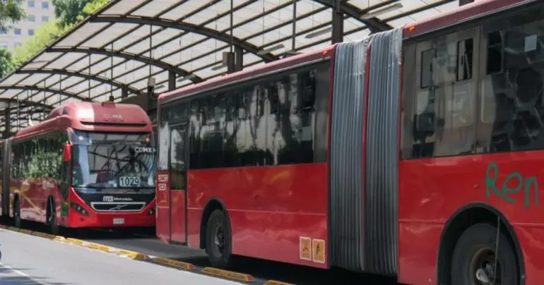 Metrobús CDMX anuncia cierre de Líneas y estaciones HOY sábado 8 de marzo durante megamarcha