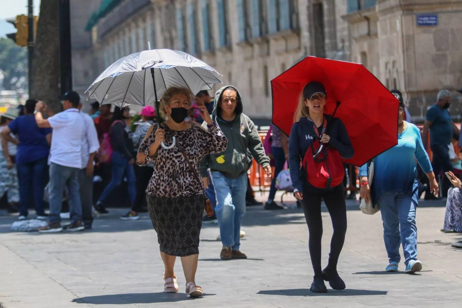 Se esperan lluvias fuertes, viento intenso y calor extremo por tormenta Barbara