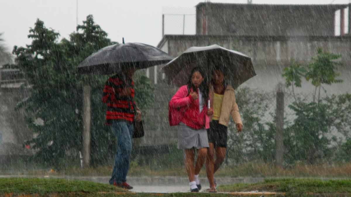 Se esperan lluvias intensas y tornados en el norte del país
