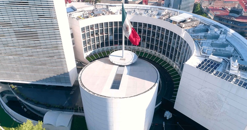 Bertha Orozco pisotea derechos laborales en Senado