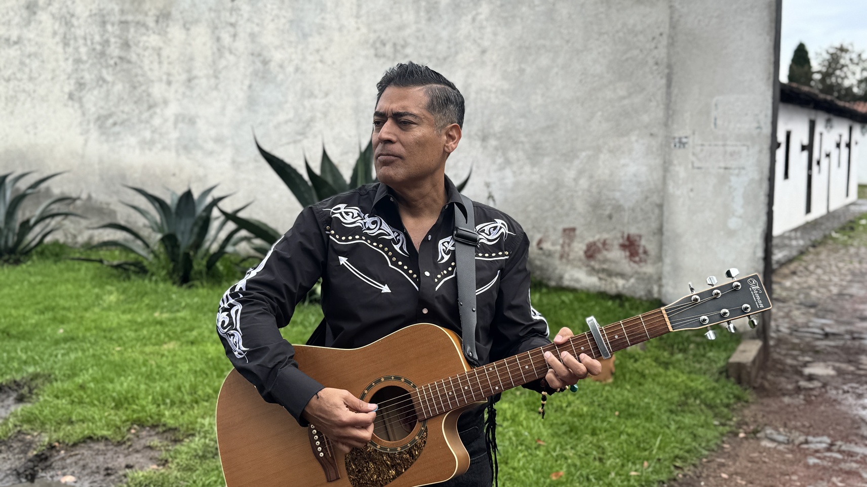 Bruno Danzza lanza “No Sale el Sol”: la voz que convierte las despedidas en himnos