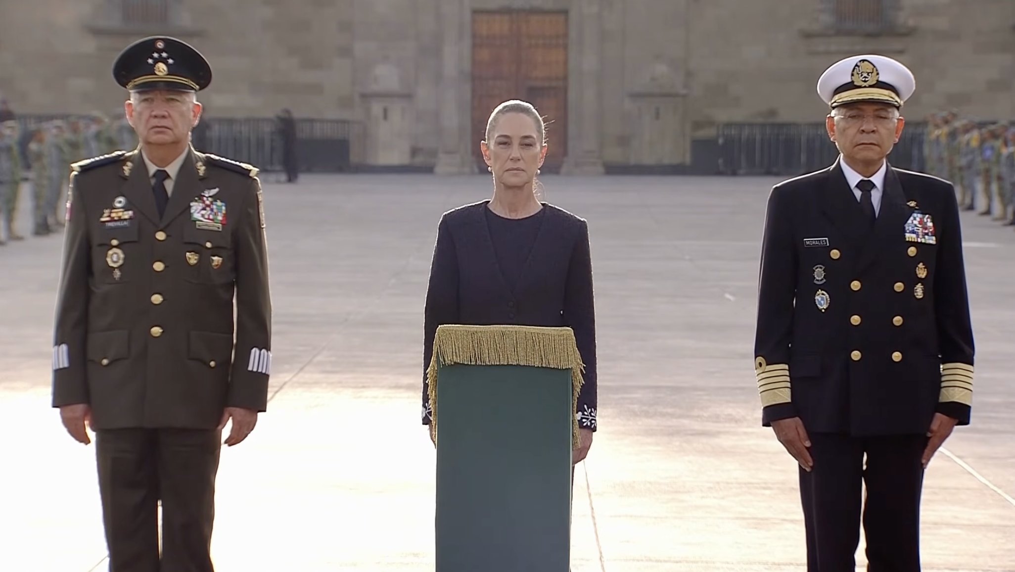 Sheinbaum encabeza ceremonia en memoria de víctimas de los sismos de 1985 y 2017