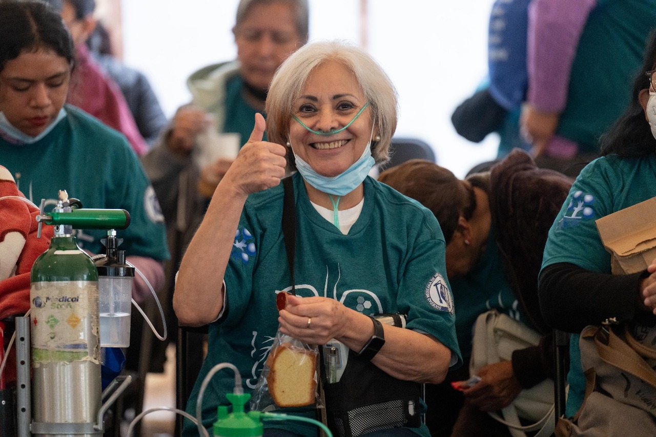 INER conmemora el Día Mundial de la Fibrosis Pulmonar con caminata para pacientes y familiares