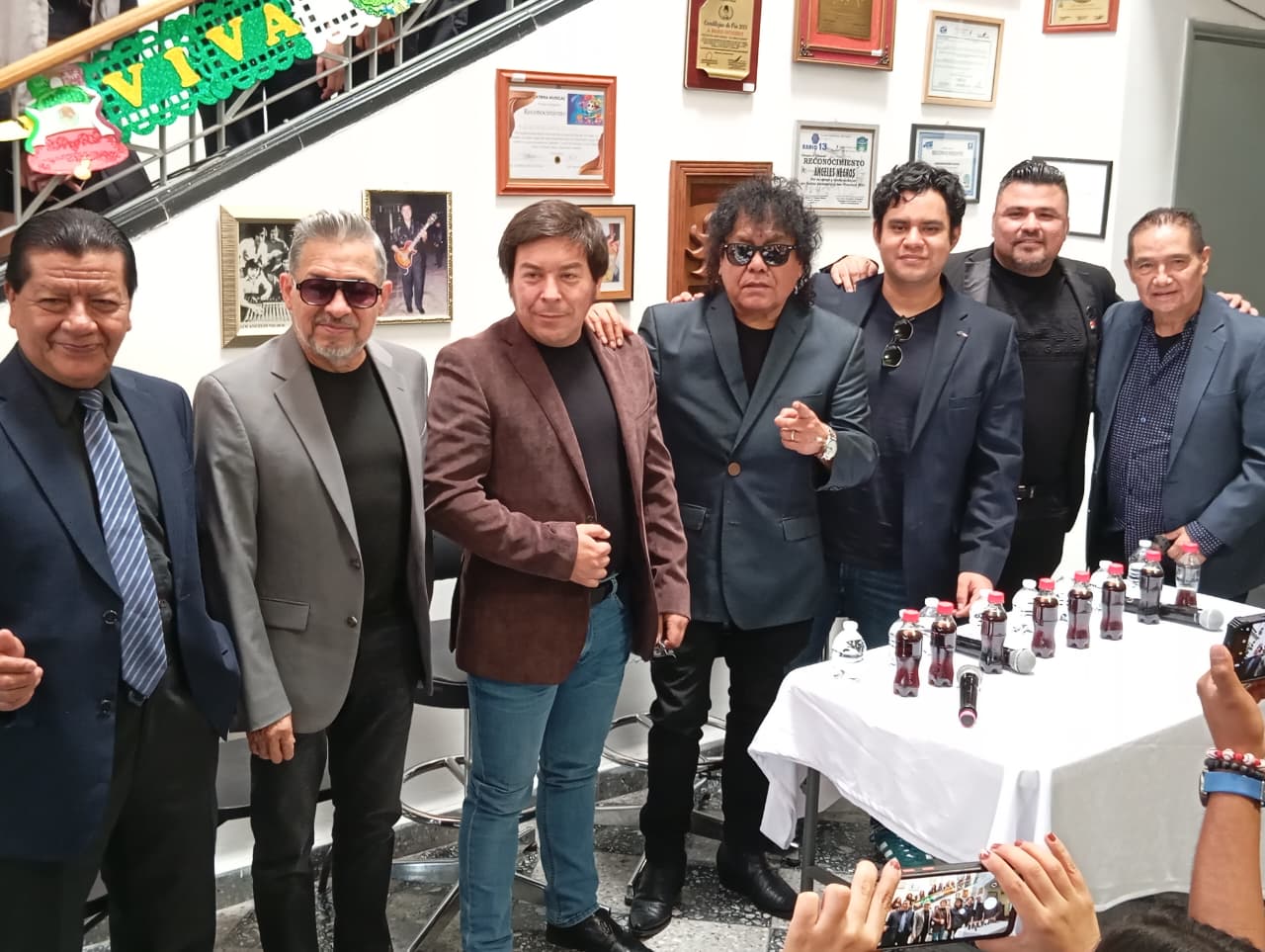 Los Ángeles Negros crean puente entre generaciones en su gira “Grandes Éxitos”, que llega al Teatro Metropólitan