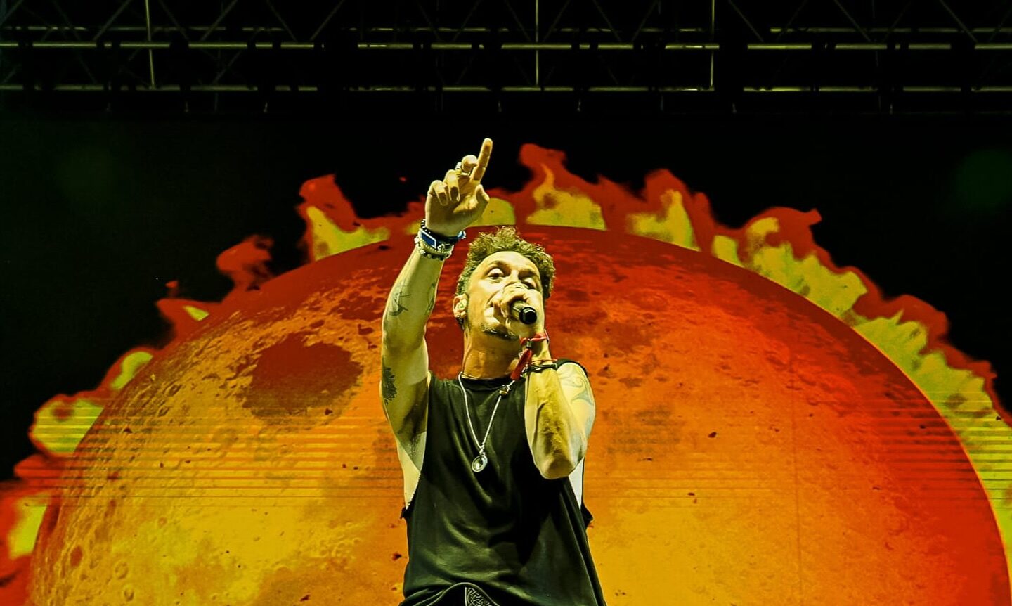 SHINOVA Y NINA (MORGAN) REIMAGINAN EL PRESENTE Y LO PRESENTAN AHORA EN MÉXICO