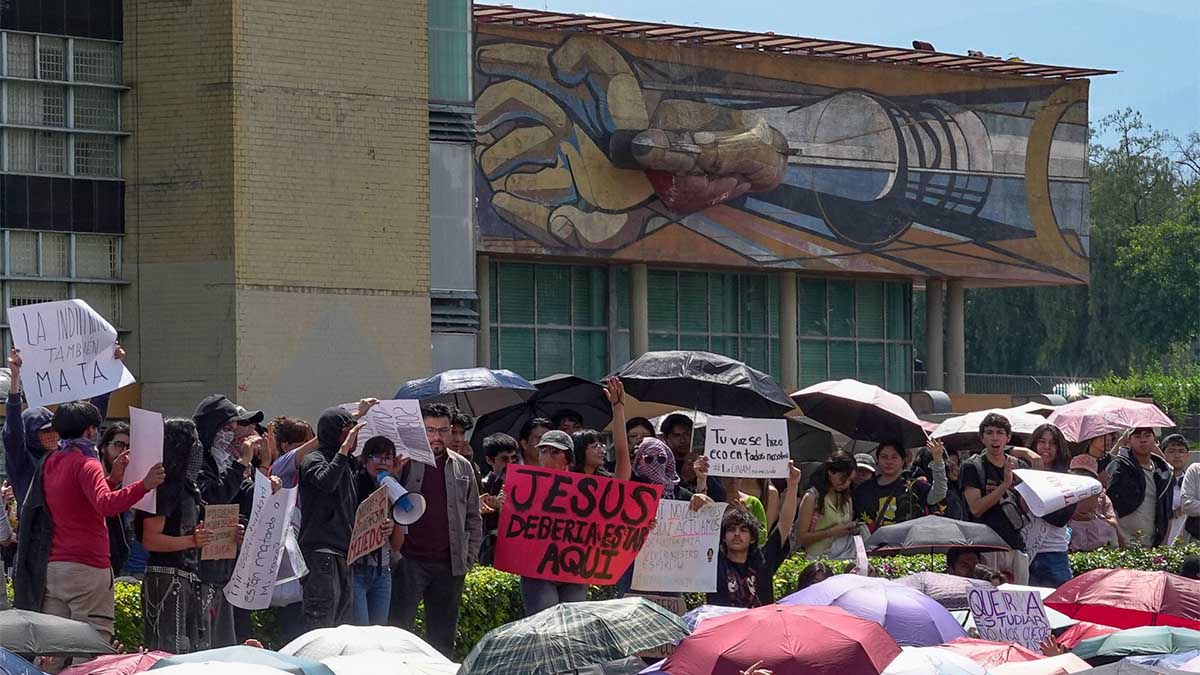 Facultad de Ciencias Políticas se va a paro en medio de crisis de seguridad en la UNAM