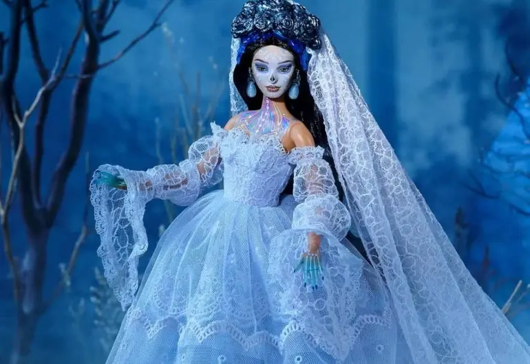 Barbie lanza su versión de La Llorona y los fans la agotan en cuestión de minutos