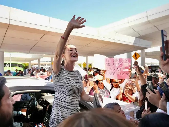 Claudia Sheinbaum celebra su primer año como presidenta de México en el Zócalo