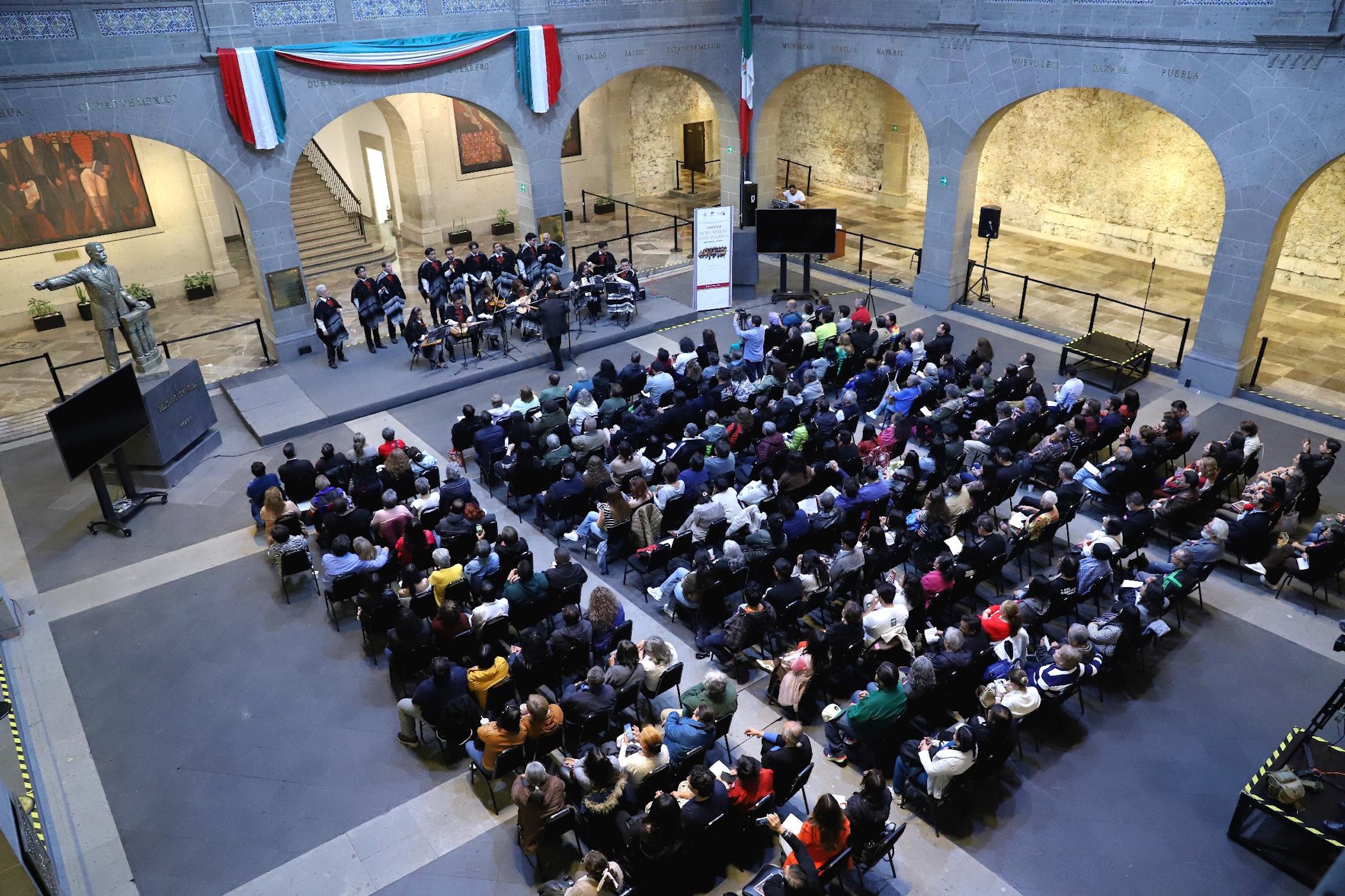 Cuerdas, voces y sueños animan la Casona de Xicoténcatl con un concierto del Grupo Musical “La Trova”