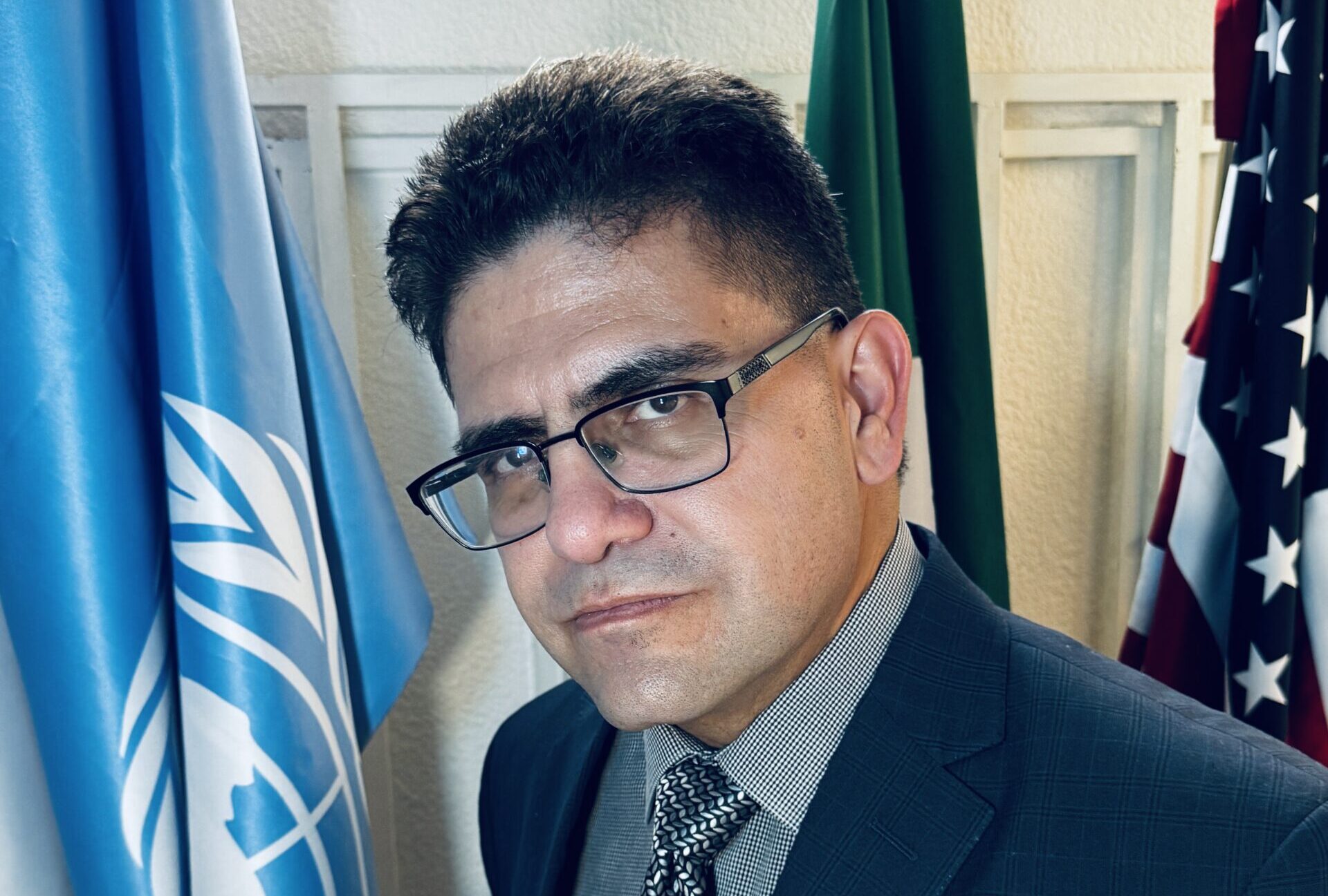 Dr. Víctor Abuadili: la medicina preventiva mexicana que avanza del microscopio a la ONU