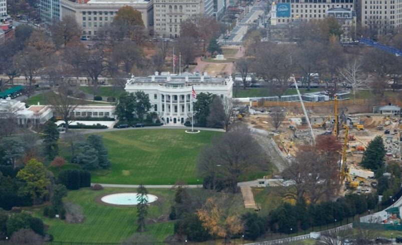 Clasifican la construcción del salón de baile en la Casa Blanca como asunto de seguridad nacional
