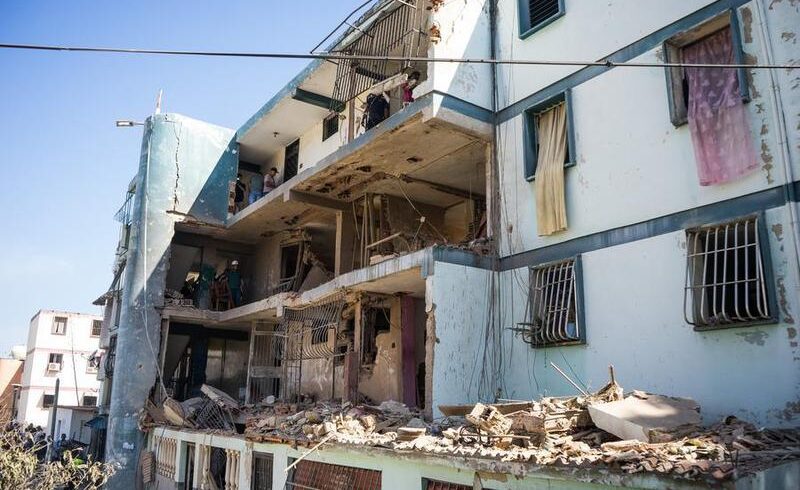 (Multimedia) Movilización nocturna en Venezuela rechaza agresión de EE. UU. y exige respeto a la soberanía