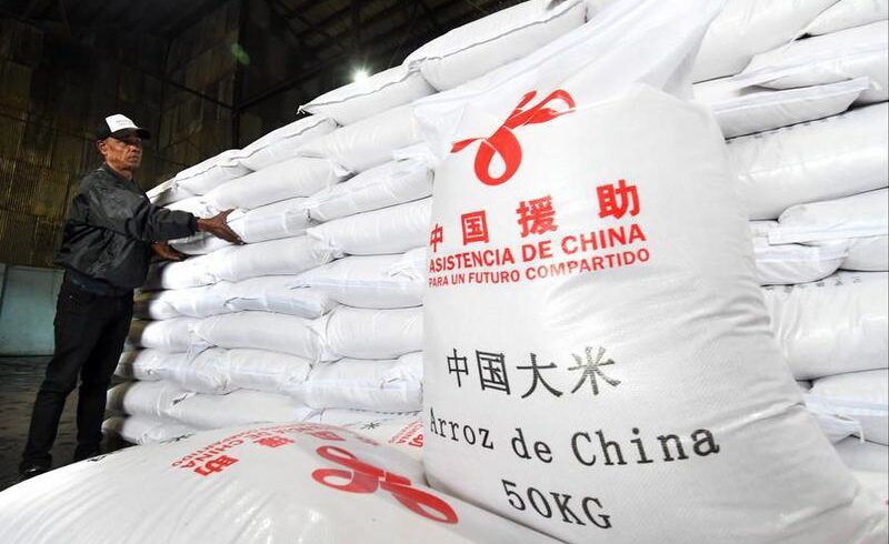 (Multimedia) Especial: China entrega a Cuba primer lote de ayuda alimentaria de emergencia
