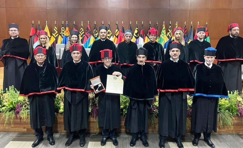 UAG otorga Doctorado Honoris Causa al Dr. Arturo Cherbowski