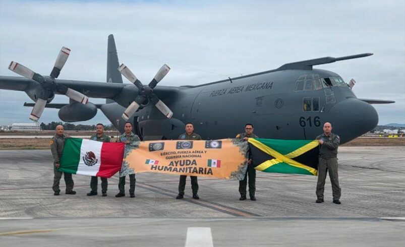 Defensa traslada 38.8 toneladas de ayuda humanitaria a Jamaica