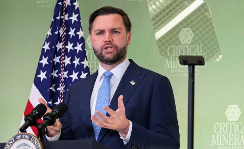 Detienen a hombre que amenazó con matar a vicepresidente de EE. UU.